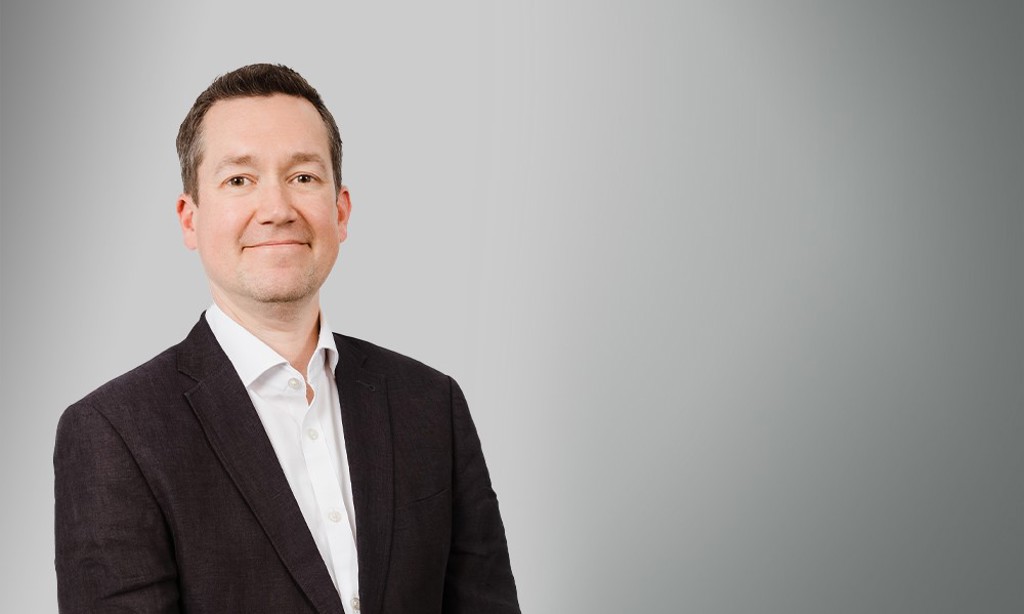 Photograph of Stephen Bolinger